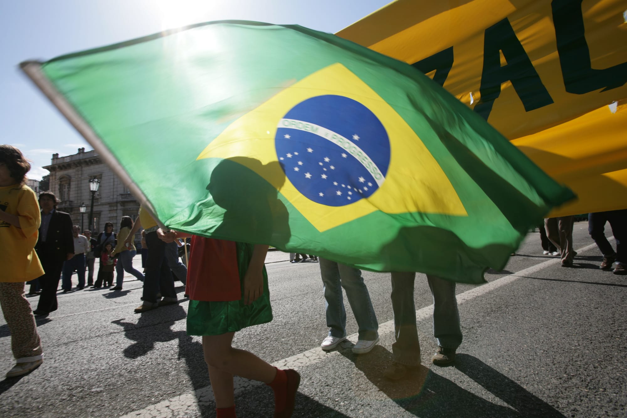 Consulado do Brasil alerta sobre subtração internacional de crianças