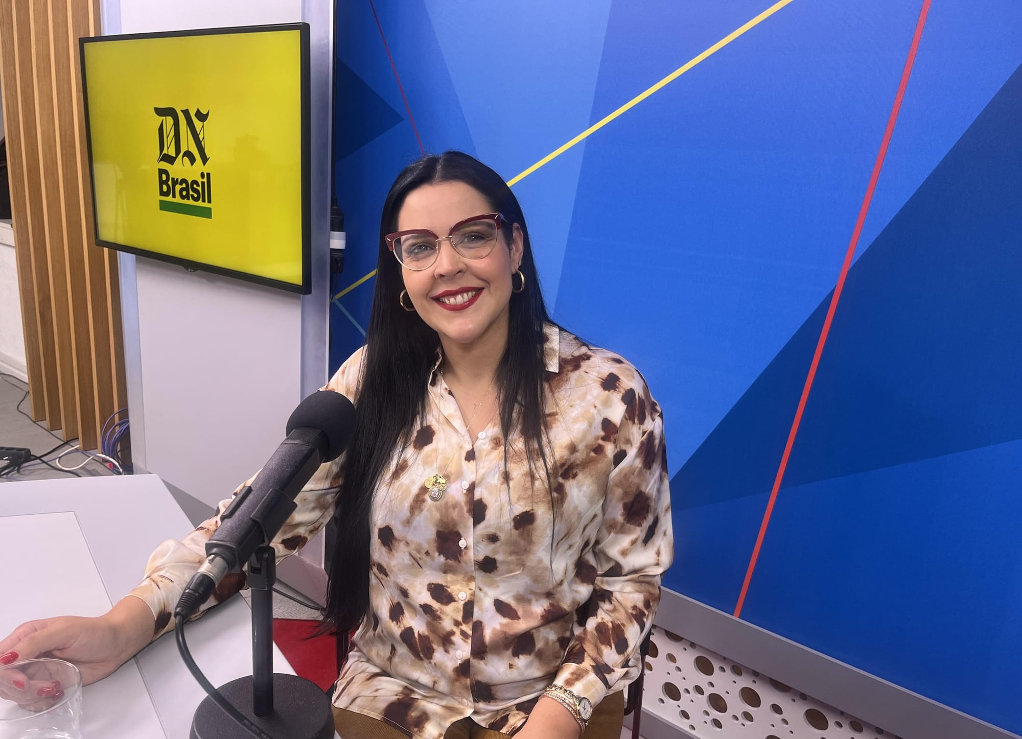 Podcast do DN Brasil recebe a advogada Priscila Corrêa