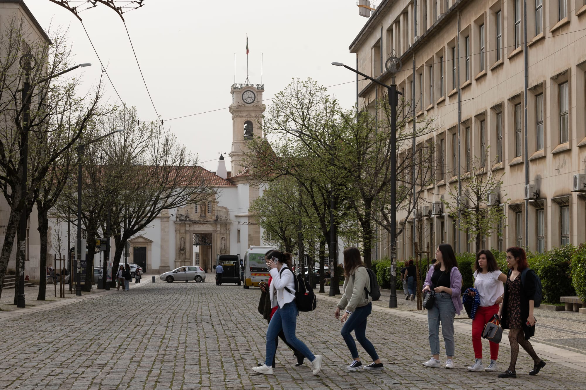 Eleições na Universidade de Coimbra: candidatos querem reduzir valor cobrado a alunos estrangeiros