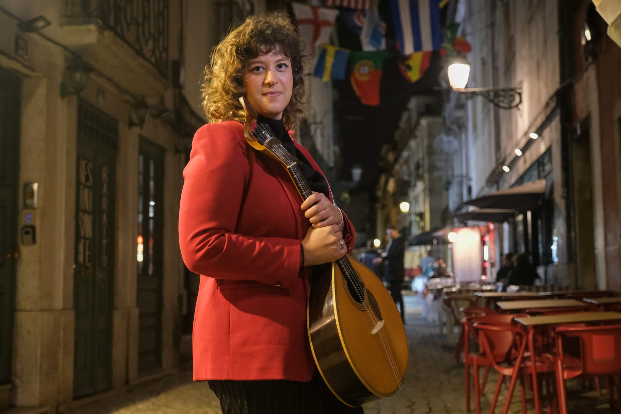 Artista brasileira domina as noites de fado em Lisboa