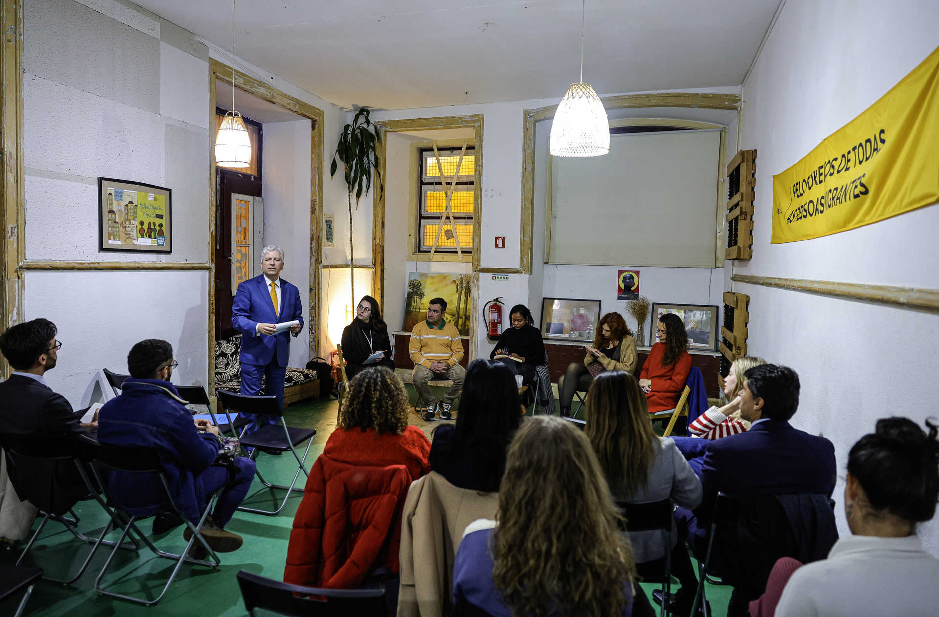 Brasileiros compartilham histórias na Casa do Brasil para celebrar Dia do Imigrante