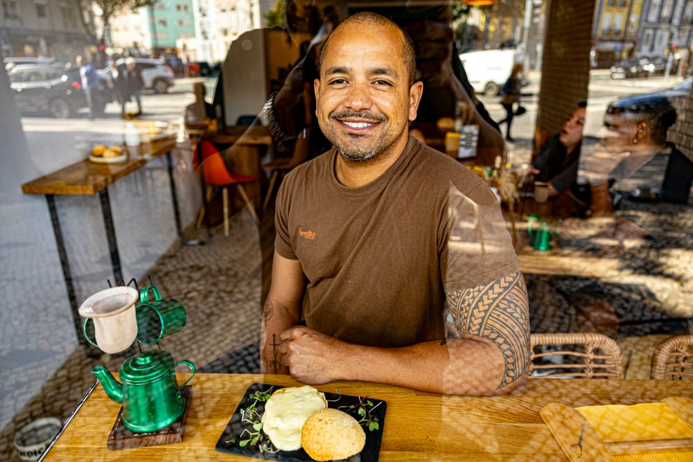 Bendito Pão de Queijo: mineiro faz sucesso com comidas de Minas Gerais e Bahia em Lisboa imagem do post