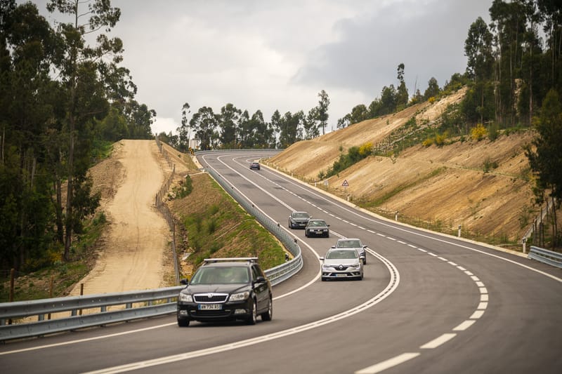 O que é preciso para alugar um carro em Portugal? imagem do post